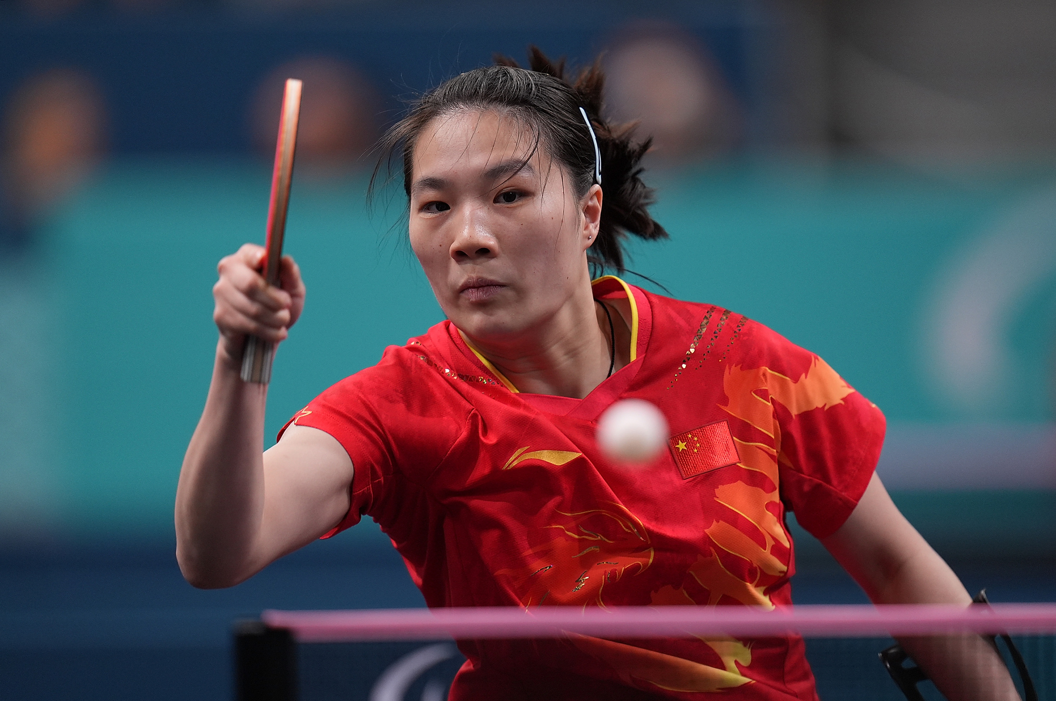 中国乒乓球选手争夺女子单打金牌