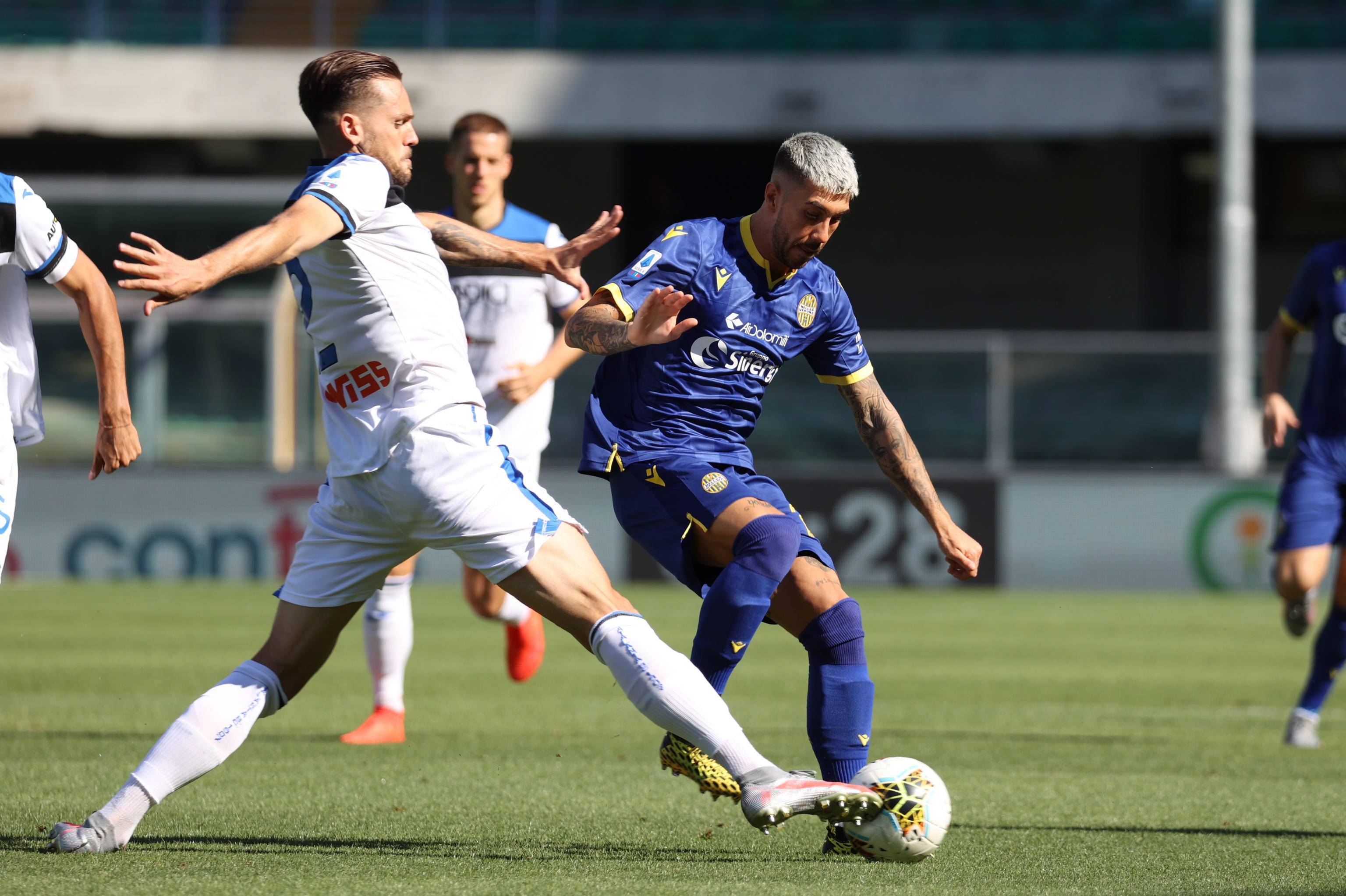 热那亚展示强悍实力，欧冠资格赛区舞台璀璨！的简单介绍