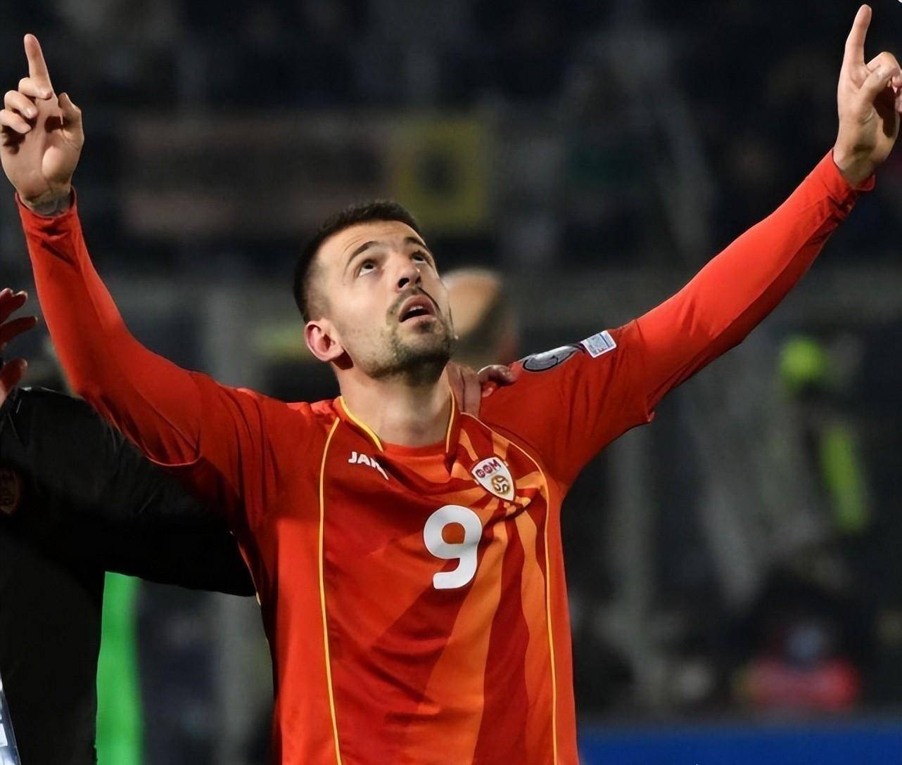 北马其顿队击败奥地利成功晋级 北马其顿队击败奥地利成功晋级