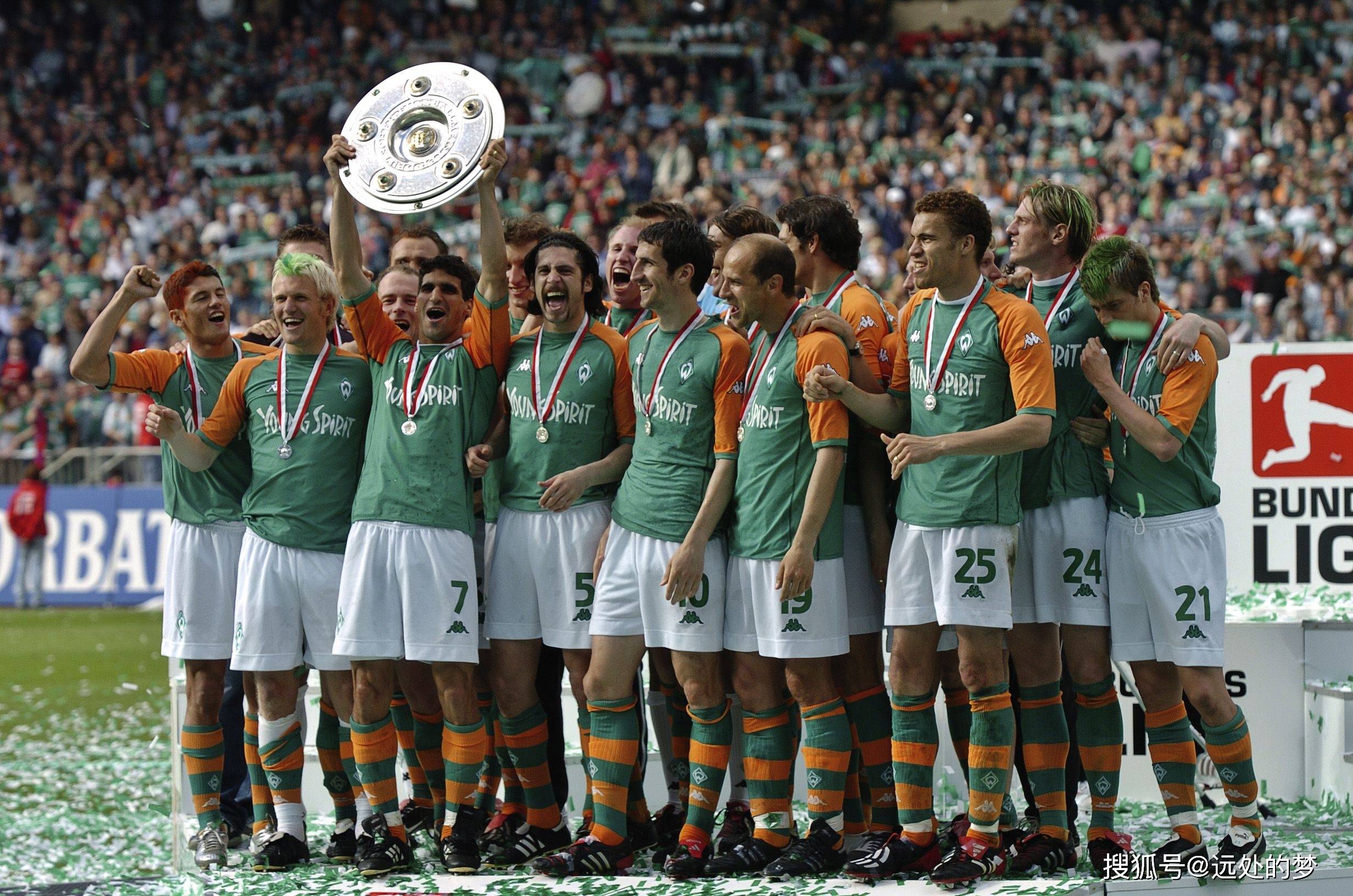 包含德甲联赛各支球队备受瞩目，形势悬念重重的词条