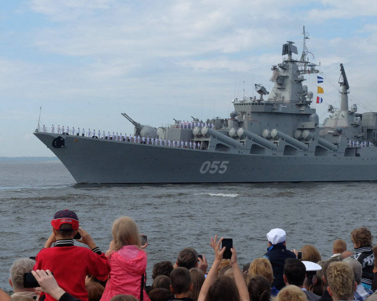 关于绿白球队以绝对实力巩固领先地位的信息